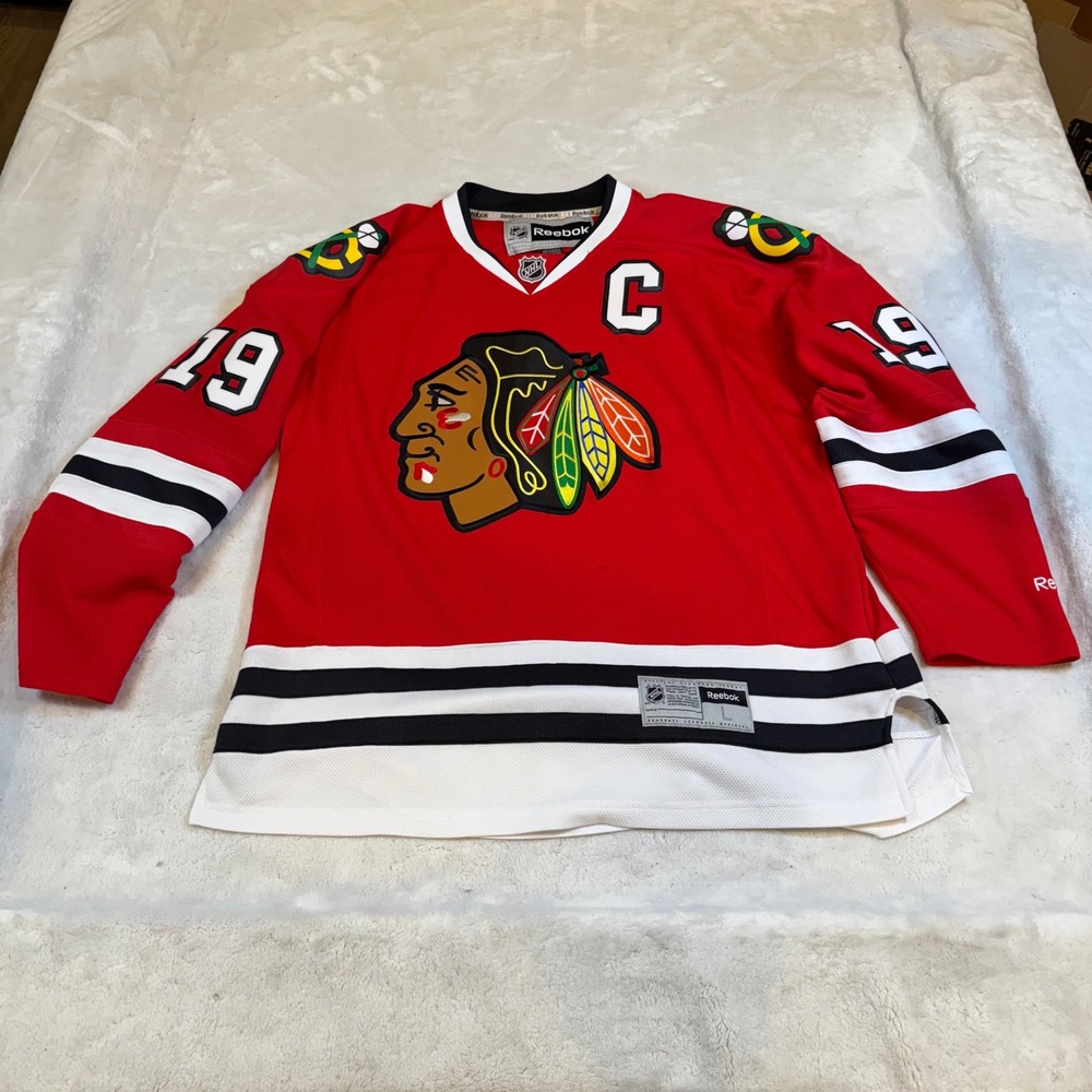 Reebok NHL Chicago Blackhawks Jonathan Toews #19 Jersey Mens Large Red Captain C